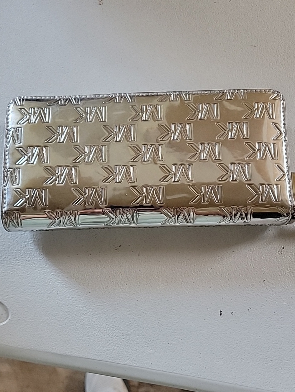 Michael Kors Jet Set Large Patent Logo Embossed Continental Wallet In Silver - Picture 6 of 14